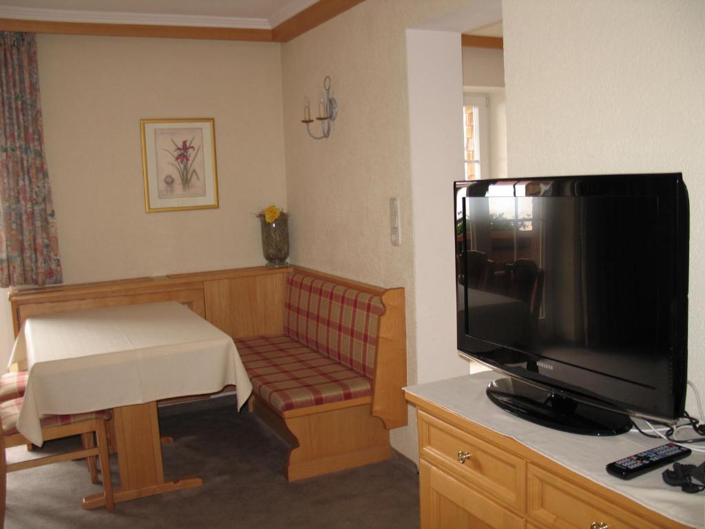 Hotel Triendlhof Zöblen Pokój zdjęcie